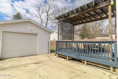 Tiny photo for 5925 Murnen Road, Toledo, OH 43623 (MLS # 10005155)