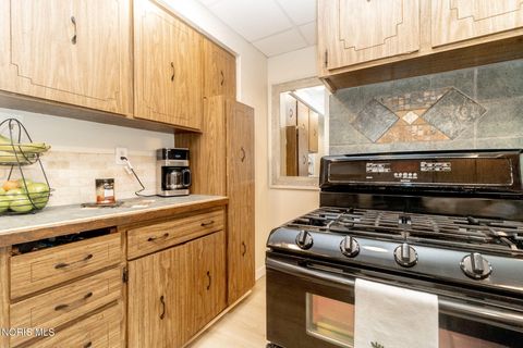 Tiny photo for 5925 Murnen Road, Toledo, OH 43623 (MLS # 10005155)