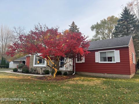 Tiny photo for 1206 Fort Street, Maumee, OH 43537 (MLS # 10001860)