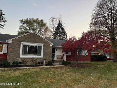 Tiny photo for 1206 Fort Street, Maumee, OH 43537 (MLS # 10001860)