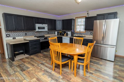 Tiny photo for 1865 Breckenridge Road, Findlay, OH 45840 (MLS # 10000638)