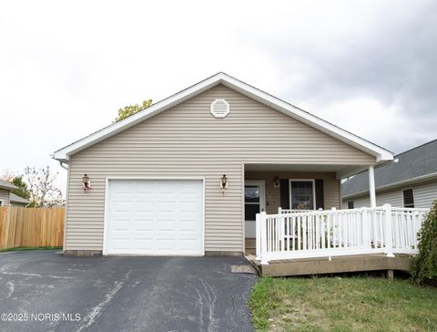 Photo of 1865 Breckenridge Road, Findlay, OH 45840 (MLS # 10000638)