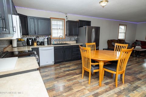 Tiny photo for 1865 Breckenridge Road, Findlay, OH 45840 (MLS # 10000638)