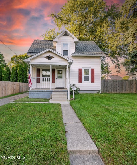Photo of 3148 Glanzman Road, Toledo, OH 43614 (MLS # 10013043)