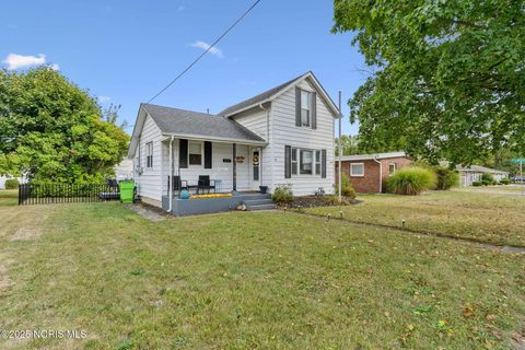 Photo of 619 Fishlock Avenue, Findlay, OH 45840 (MLS # 10000832) Photo of 619 Fishlock Avenue, Findlay, OH 45840 (MLS # 10000832)