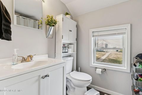 Tiny photo for 619 Fishlock Avenue, Findlay, OH 45840 (MLS # 10000832)