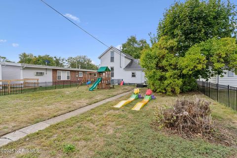 Tiny photo for 619 Fishlock Avenue, Findlay, OH 45840 (MLS # 10000832)