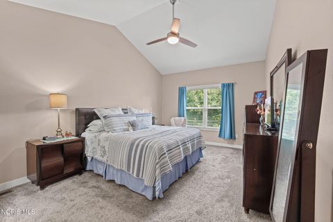 Tiny photo for 1050 N Ironwood Drive, Rossford, OH 43460 (MLS # 10010308)