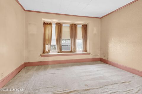 Tiny photo for 1155 W Woodruff Avenue, Toledo, OH 43606 (MLS # 10002420)