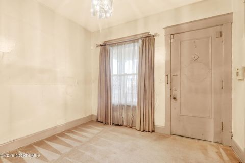 Tiny photo for 1155 W Woodruff Avenue, Toledo, OH 43606 (MLS # 10002420)