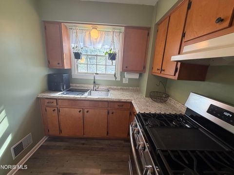 Tiny photo for 3217 Glanzman Road #Unit 43, Toledo, OH 43614 (MLS # 10006757)