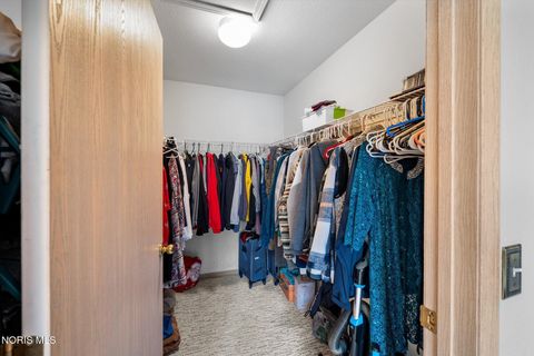 Tiny photo for 3421 Bayberry Place, Oregon, OH 43616 (MLS # 10006339)