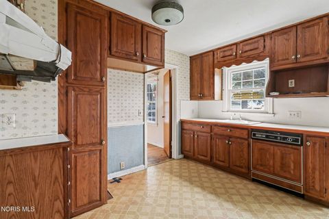 Tiny photo for 2647 Stamford Drive, Toledo, OH 43614 (MLS # 10006943)