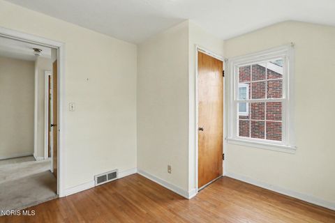 Tiny photo for 2647 Stamford Drive, Toledo, OH 43614 (MLS # 10006943)