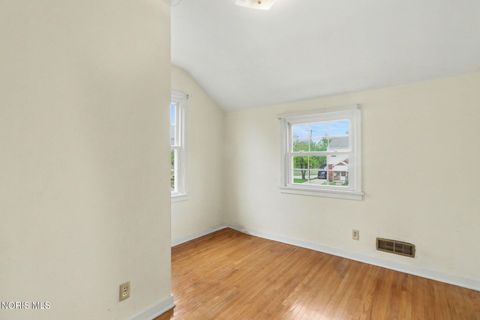 Tiny photo for 2647 Stamford Drive, Toledo, OH 43614 (MLS # 10006943)