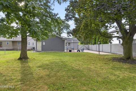 Tiny photo for 505 Meadow Springs Road, Maumee, OH 43537 (MLS # 10012833)