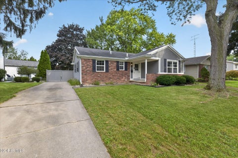 Tiny photo for 505 Meadow Springs Road, Maumee, OH 43537 (MLS # 10012833)