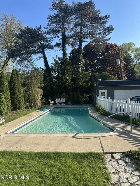 Tiny photo for 3447 Brantford Road, Ottawa Hills, OH 43606 (MLS # 10005598)