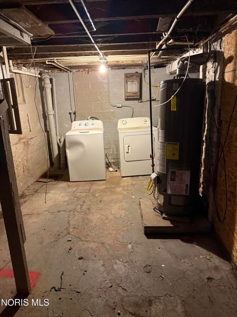 Tiny photo for 1152 Colton Street, Toledo, OH 43609 (MLS # 10006115)