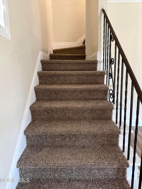 Tiny photo for 1152 Colton Street, Toledo, OH 43609 (MLS # 10006115)