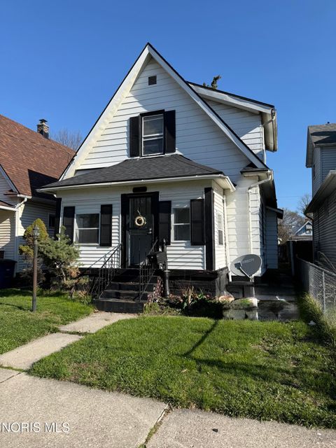 Photo of 1152 Colton Street, Toledo, OH 43609 (MLS # 10006115)