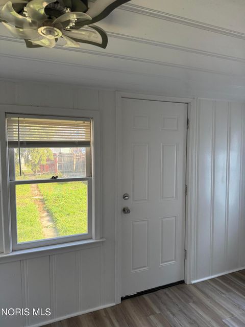 Tiny photo for 1152 Colton Street, Toledo, OH 43609 (MLS # 10006115)