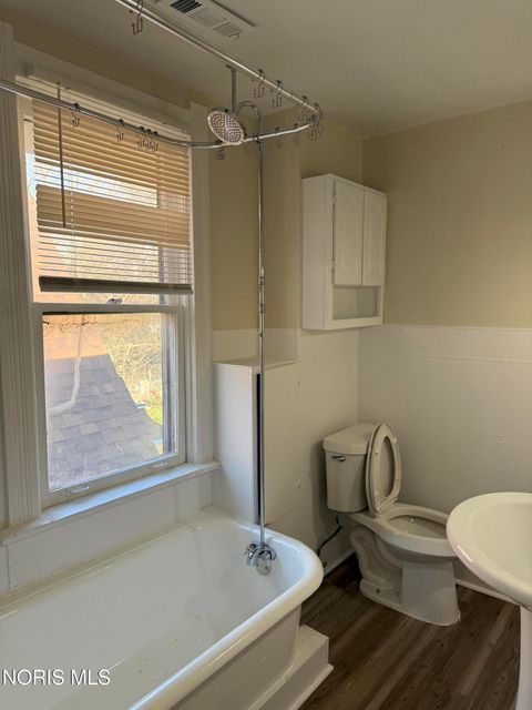 Tiny photo for 1152 Colton Street, Toledo, OH 43609 (MLS # 10006115)