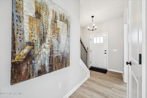 Tiny photo for 197 Valley Hall Drive, Perrysburg, OH 43551 (MLS # 10003187)