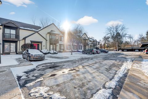 Tiny photo for 4521 W Bancroft Street # 42, Toledo, OH 43615 (MLS # 10003486)