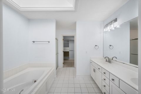 Tiny photo for 7546 Hollow Creek Drive, Toledo, OH 43617 (MLS # 10008141)