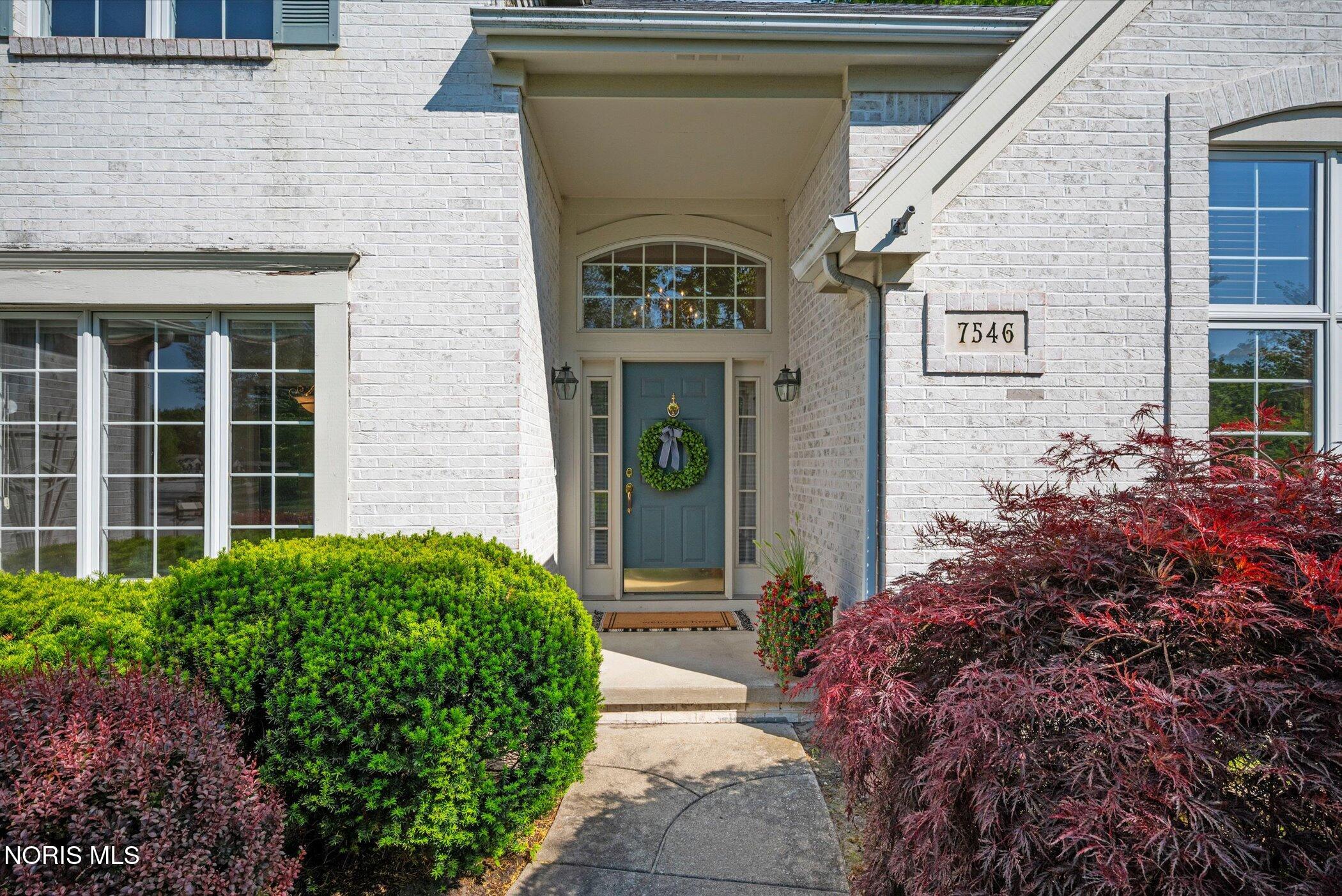 7546 Hollow Creek Drive