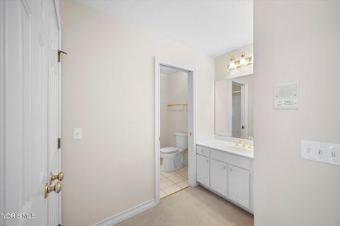 Tiny photo for 7546 Hollow Creek Drive, Toledo, OH 43617 (MLS # 10008141)