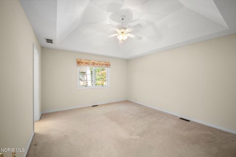 Tiny photo for 7546 Hollow Creek Drive, Toledo, OH 43617 (MLS # 10008141)