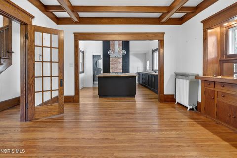 Tiny photo for 2876 Broadway Street, Toledo, OH 43614 (MLS # 10008287)