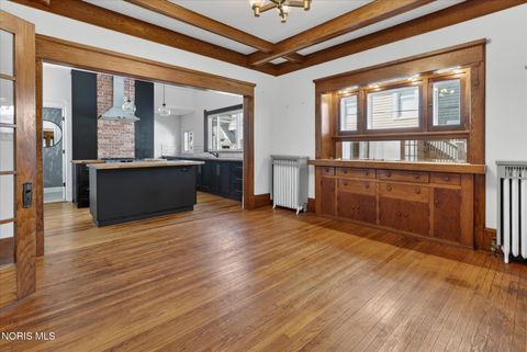 Tiny photo for 2876 Broadway Street, Toledo, OH 43614 (MLS # 10008287)