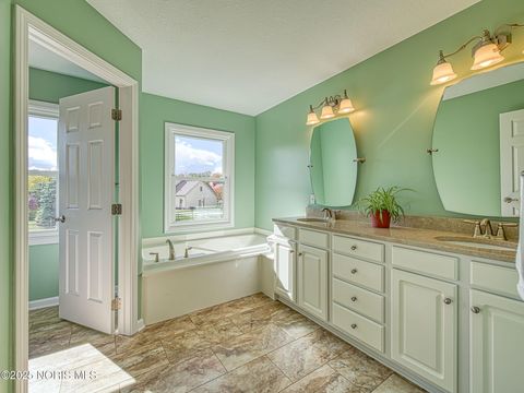 Tiny photo for 13975 Eckel Junction Road, Perrysburg, OH 43551 (MLS # 10000576)