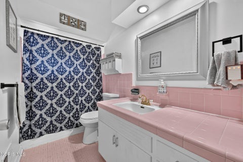 Tiny photo for 4739 Far Hills Road, Toledo, OH 43623 (MLS # 10014494)