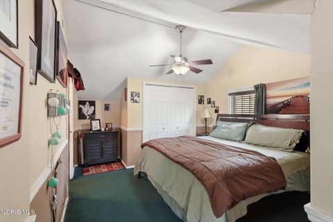 Tiny photo for 2049 Cummings Avenue, Toledo, OH 43609 (MLS # 10007540)