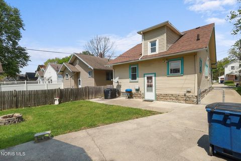 Tiny photo for 2049 Cummings Avenue, Toledo, OH 43609 (MLS # 10007540)