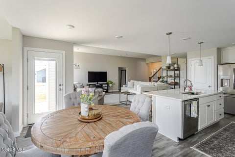 Tiny photo for 15193 Cypress Drive, Perrysburg, OH 43551 (MLS # 10008811)