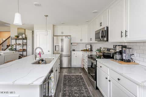 Tiny photo for 15193 Cypress Drive, Perrysburg, OH 43551 (MLS # 10008811)