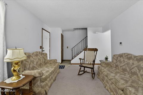 Tiny photo for 35 Santus Drive, Rossford, OH 43460 (MLS # 10010117)