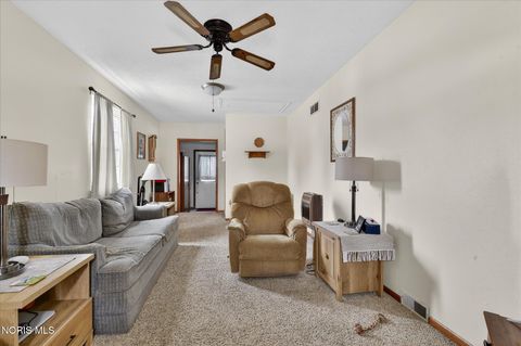 Tiny photo for 35 Santus Drive, Rossford, OH 43460 (MLS # 10010117)