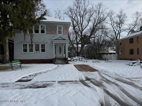 Multifamily For Sale - 2712 Hoehler Drive<br/> Lucas County, Toledo, OH 43606