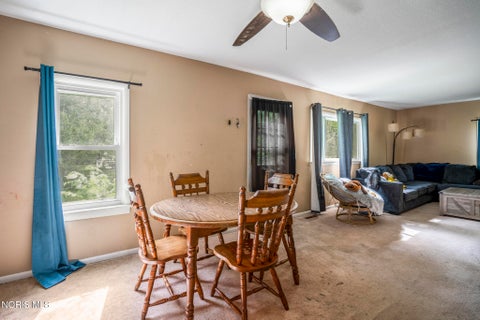 Tiny photo for 13110 Bishop Road, Bowling Green, OH 43402 (MLS # 10009327)