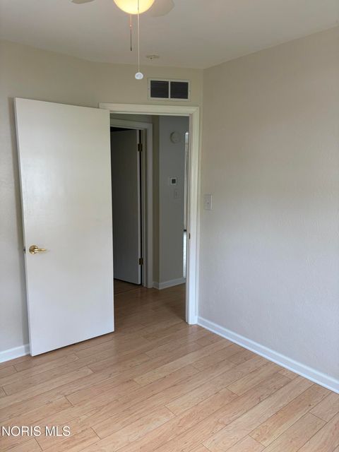 Tiny photo for 3046 Winston Boulevard, Toledo, OH 43614 (MLS # 10008185)