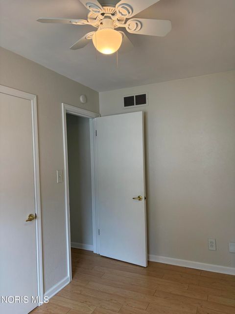 Tiny photo for 3046 Winston Boulevard, Toledo, OH 43614 (MLS # 10008185)