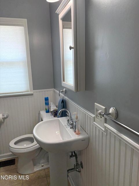 Tiny photo for 3046 Winston Boulevard, Toledo, OH 43614 (MLS # 10008185)