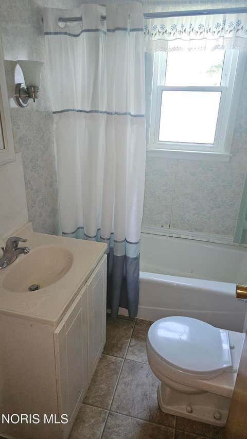 Tiny photo for 2926 N Billman Road, Millbury, OH 43447 (MLS # 10011171)