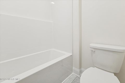 Tiny photo for 112 Kinloch Drive, Perrysburg, OH 43551 (MLS # 10003022)